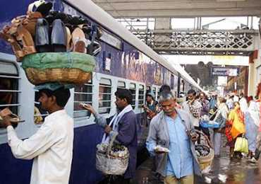 A Scene At Railway Station Essay For 10 Class in English